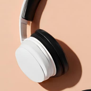 Sleek Wireless Headphone & Inked Earbud Set - Imagem 2