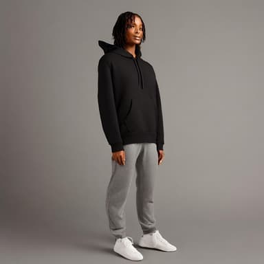 Classic Black Hooded Sweatshirt - Imagem 3